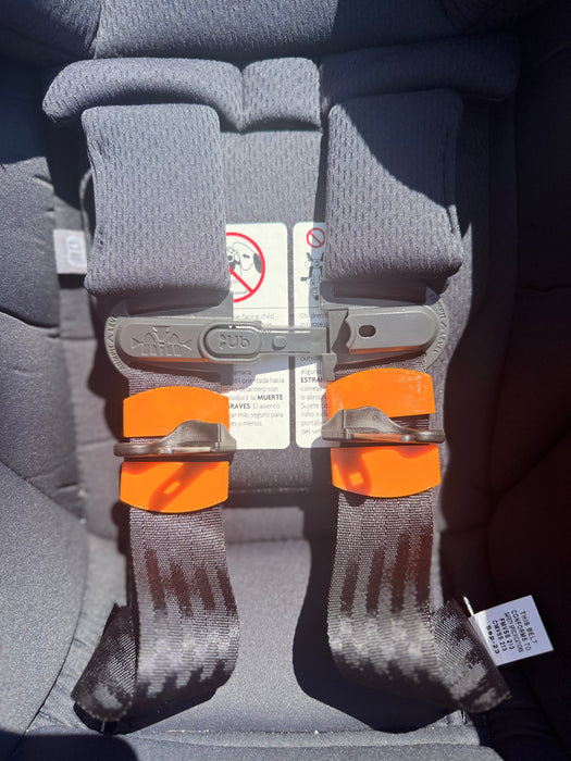 Bucklebuddeez Infant Car Seat Strap Aligner Accessory