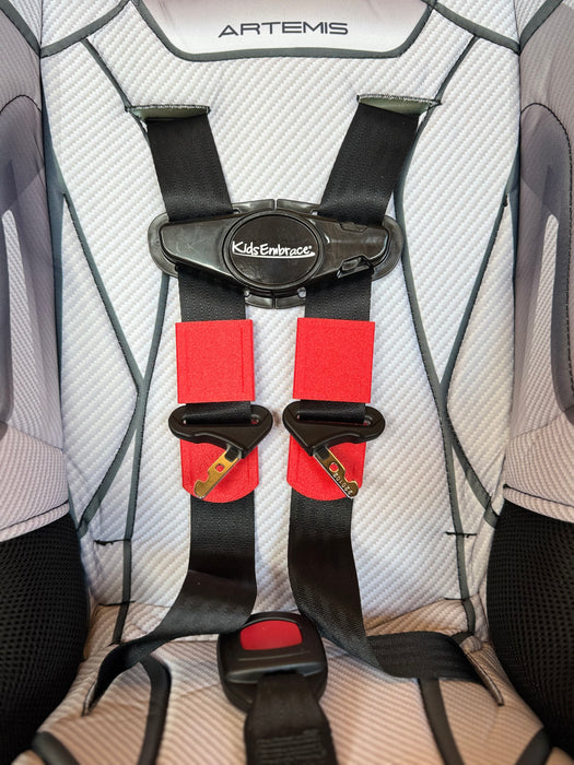 Bucklebuddeez Car Seat Strap Aligner Accessory