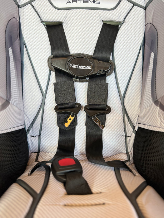 Car Seat Strap Aligner Accessory